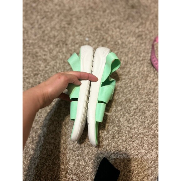 Crocs LiteRide Stretch Straps Sandals Mint Green 206081 Women Size 8 Water Shoes - Picture 6 of 9